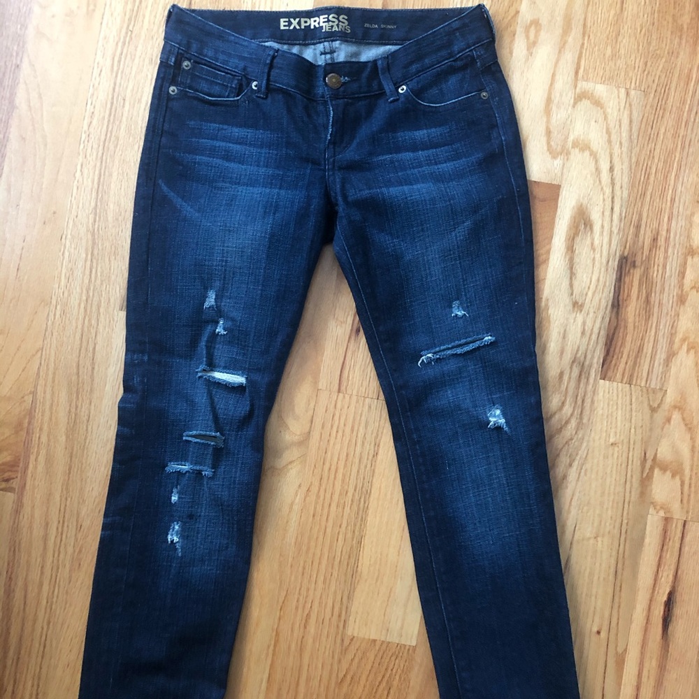 EXPRESS distressed skinny jeans. Size 2. EUC